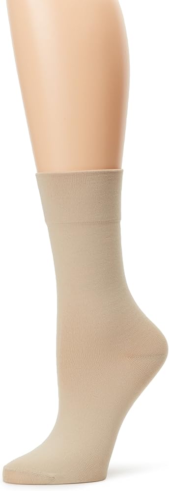 HUE Women's Ultra Smooth Crew Socks