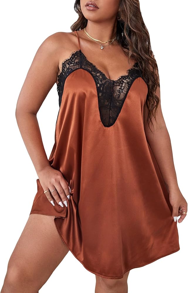 WDIRARA Women's Plus Size Satin Nightgown Lace Trim Backless V Neck Sexy Chemise