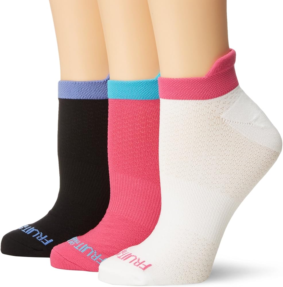 Fruit of the Loom Women's 3 Pack Breathable No Show Flat Knit Tab Sock