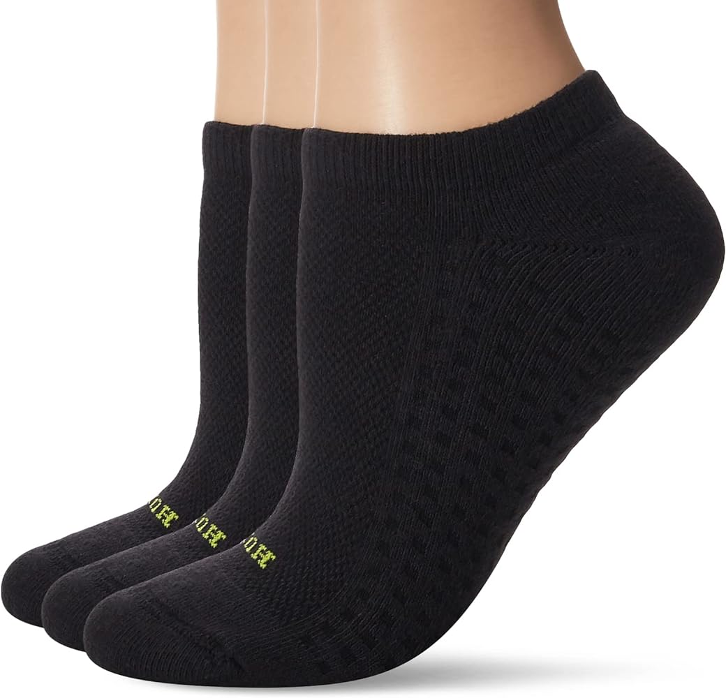 HUE Women's Air Sport 3 Pair Pack No Show Socks