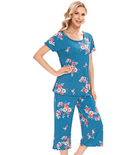 Bamboo Pajamas for Women Soft Pajama Sets Short Sleeve Sleepwear Top with Capri Pants Pjs