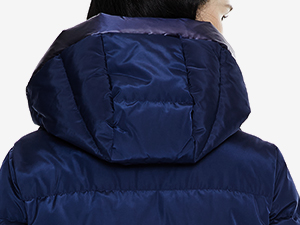 fleece-lined hood collar