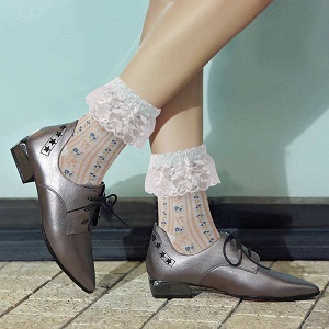 womens ruffle socks