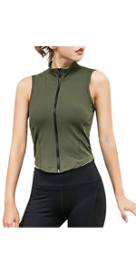 Sleeveless yoga jacket