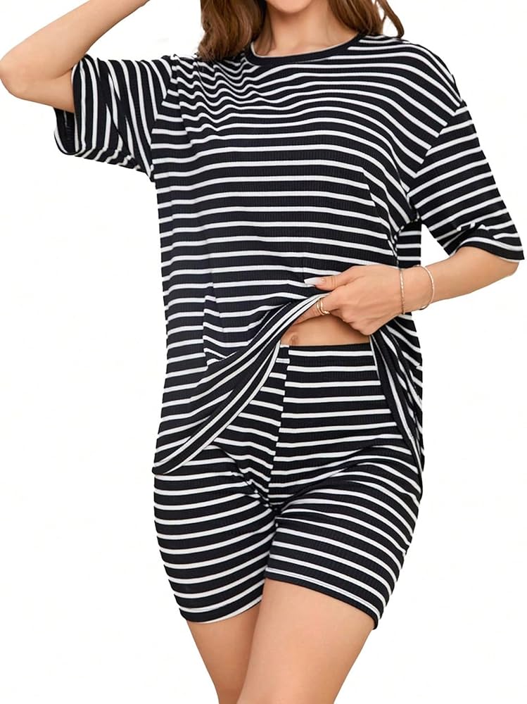 WDIRARA Women's 2 Piece Striped Outfits Crewneck Half Sleeve Top Skinny Shorts Lounge Set Casual Tracksuit