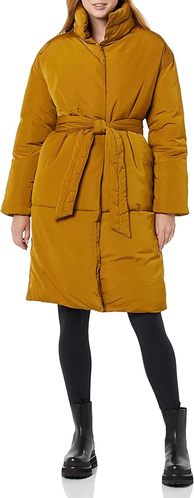 Daily Ritual Women's Padded Belted Puffer Jacket