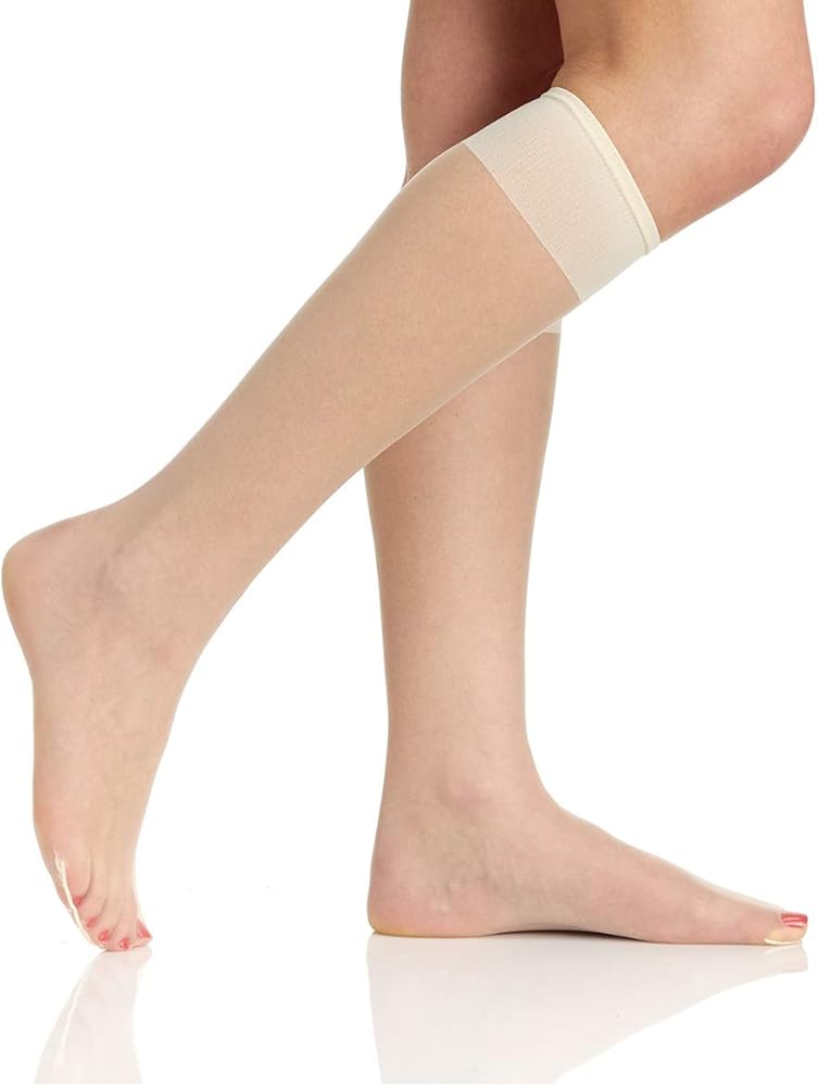 Berkshire Women's Ultra Sheer Knee-High 6360, Ivory, 8.5-11