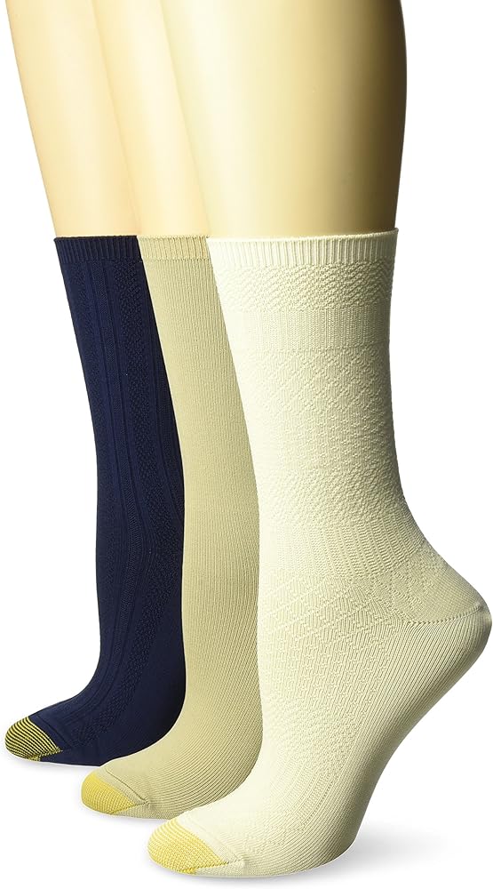 GOLDTOE Women's Ultra Soft Texture Crew Socks, 3 Pairs