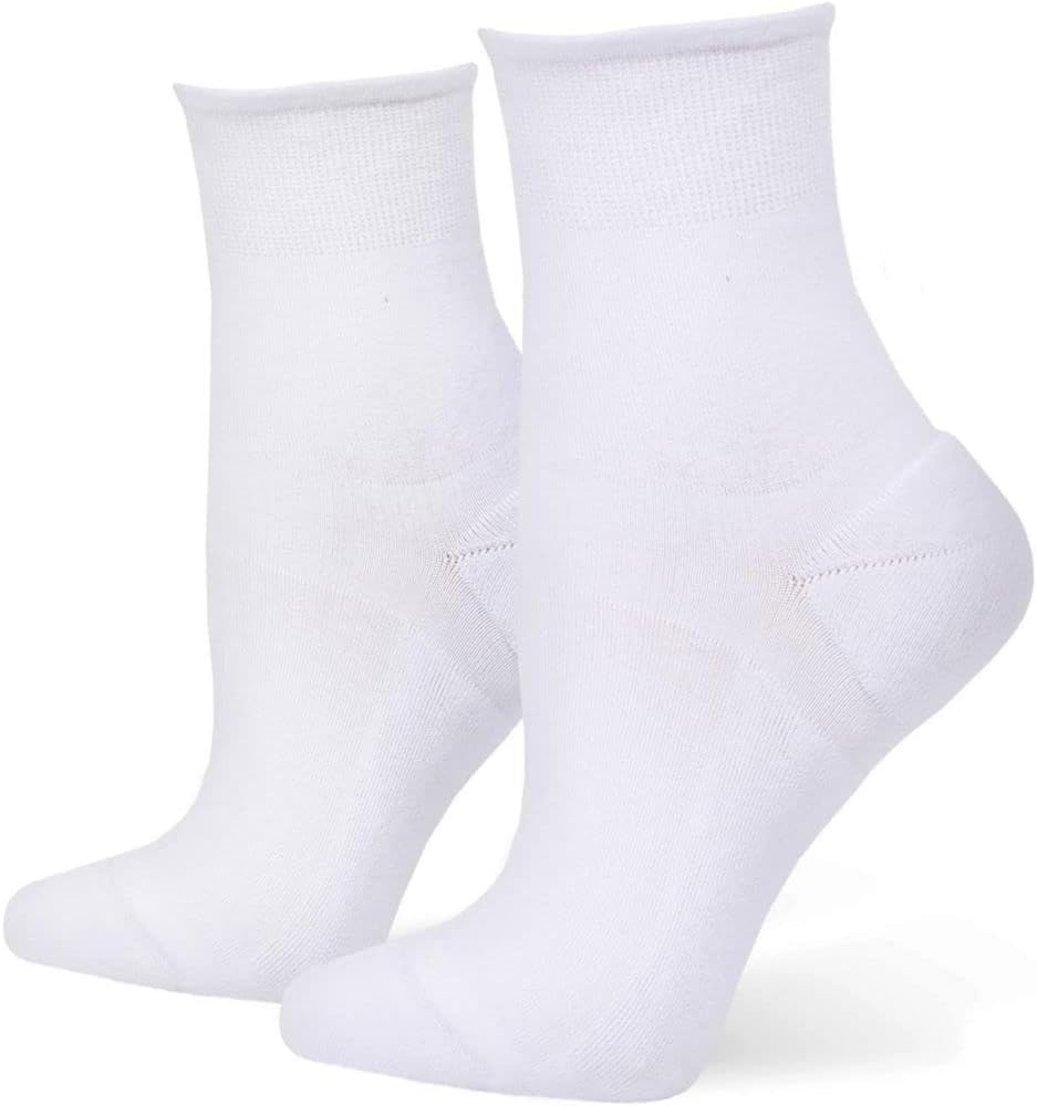 HUE Women's Sporty Shortie Sneaker Socks, White, One-Size