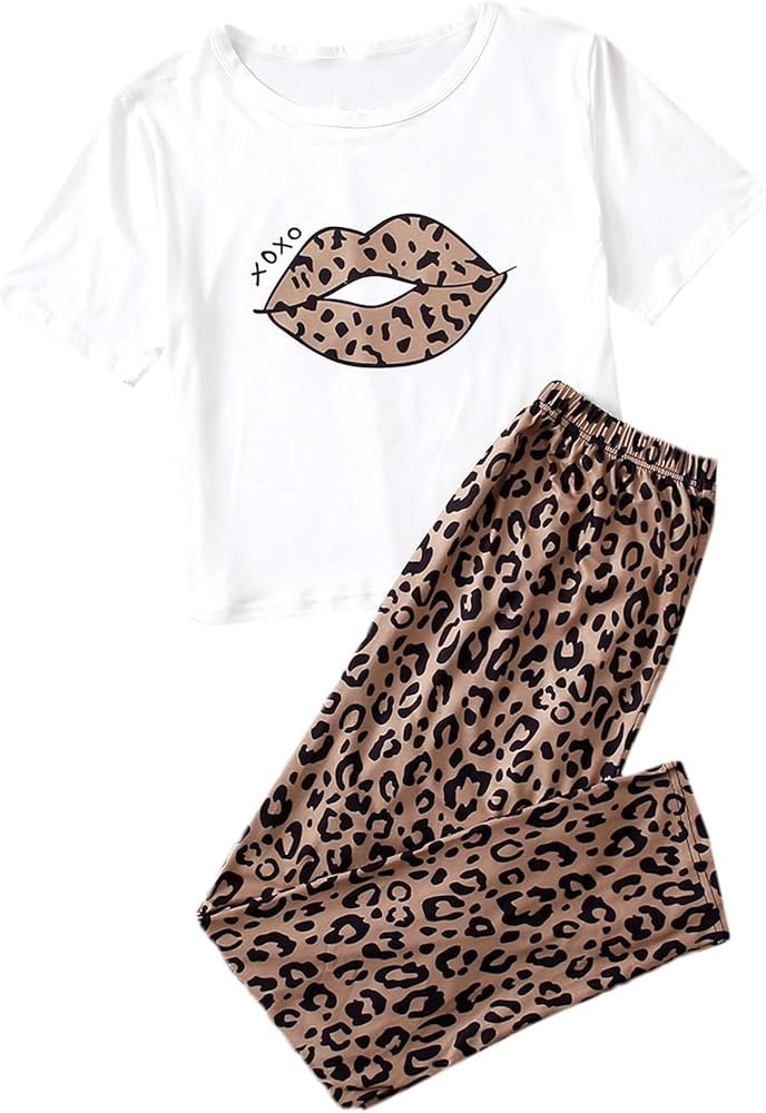 WDIRARA Women's Sleepwear Leopard Lip Print Tee and Pants Casual Pajama Set