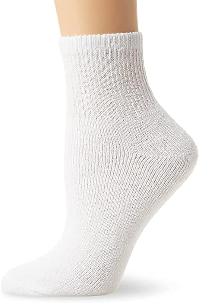 Fruit of the Loom Womens 7 Pack Ankle Socks, White, 4-10